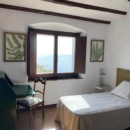 Chalet Magnifica Casa Con Una Gran Piscina Y Amplias *